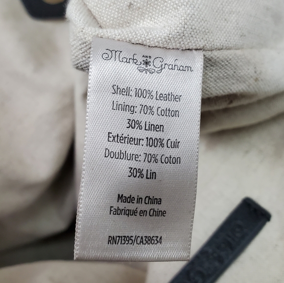 Mark and Graham Large Tote Black Leather - Picture 6 of 12